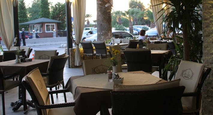 Karsıyaka, İzmir şehrindeki DE LUCA PIZZERIA restoranının fotoğrafı
