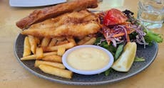 Restaurant Walters River Café in Bicton, Perth