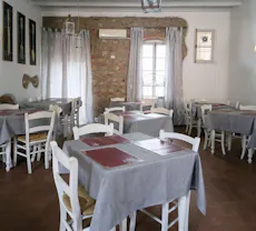 Restaurant Hiru Ristorante Brescia in Centro Storico, Brescia