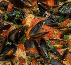 Ristorante Vecchia Napoli pizzeria a Centro Storico, Napoli