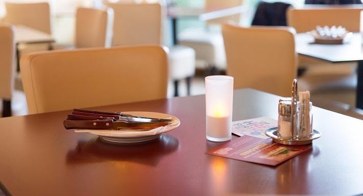 Restaurant Pizza on Tour Cara Mia in 22. District, Vienna