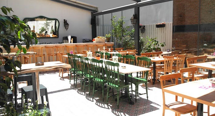 Beyoğlu, Istanbul şehrindeki Social Cihangir restoranının fotoğrafı