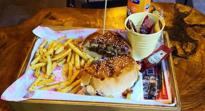 Photo of restaurant Corner Irish Pub in Beyoğlu, Istanbul