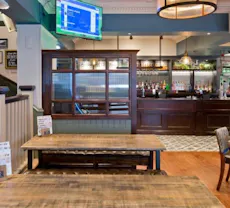 Restaurant The Two Willows Welwyn Garden City in Town Centre, Welwyn Garden City