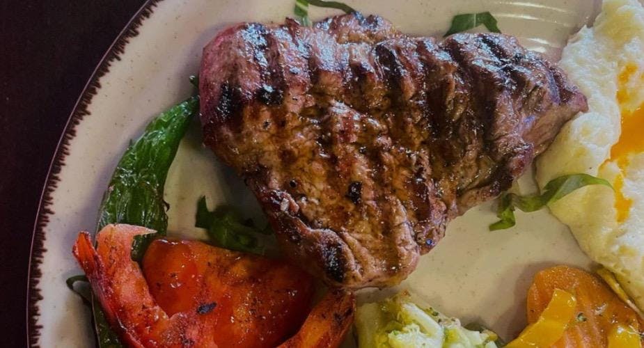 Teşvikiye, İstanbul şehrindeki Dut Meze Restorant • Steak House restoranının fotoğrafı - Photo 3