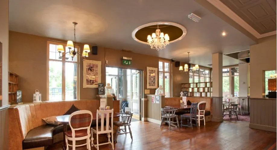 Photo of restaurant Varsity Warwick in Kenilworth, Coventry - Photo 4