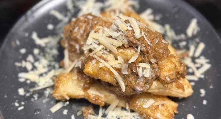 Restaurant Pizzeria re chiatto in Pozzuoli, Naples