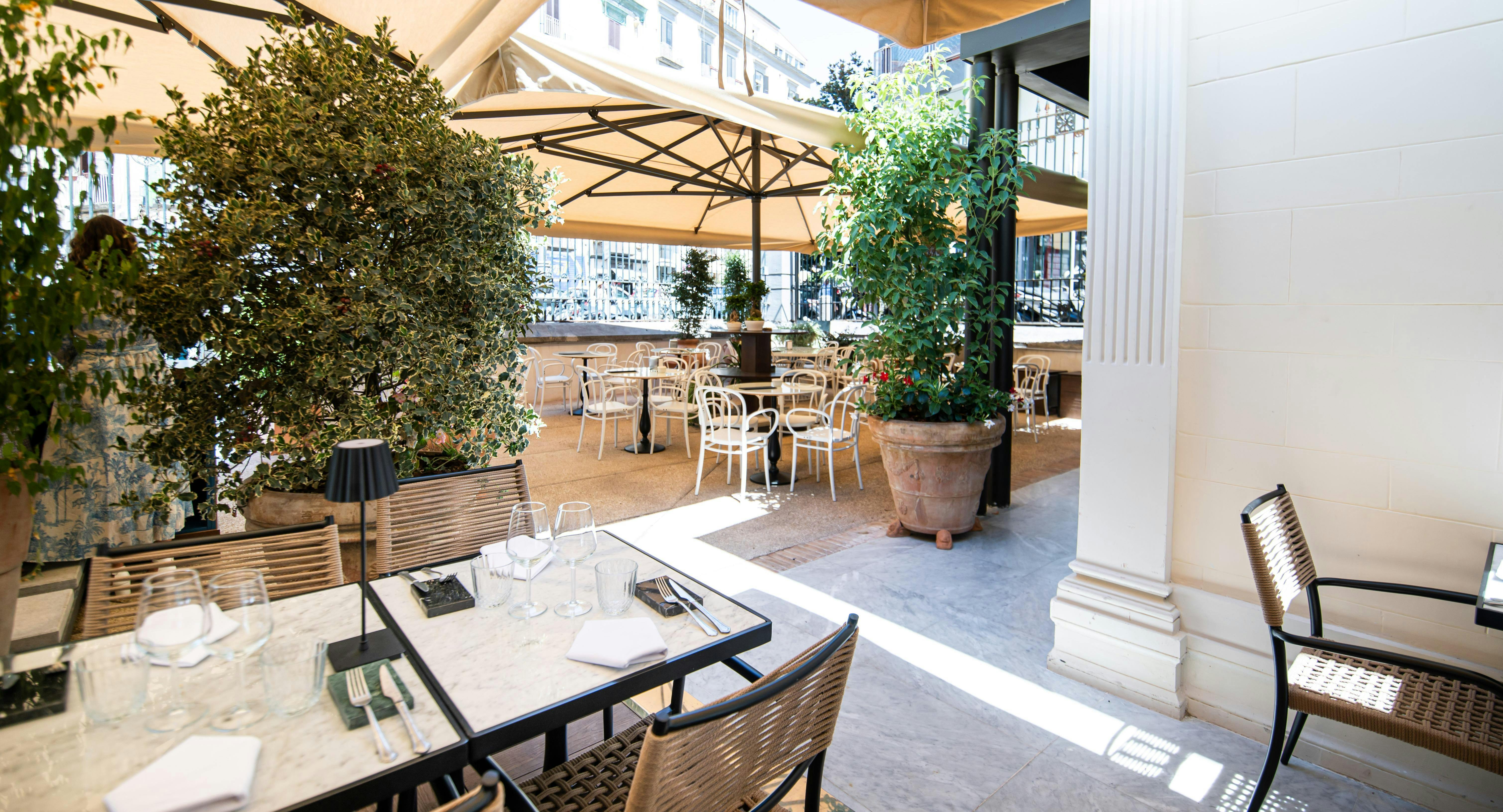 Restaurant Galleria Navarra Rossopomodoro in Chiaia, Naples