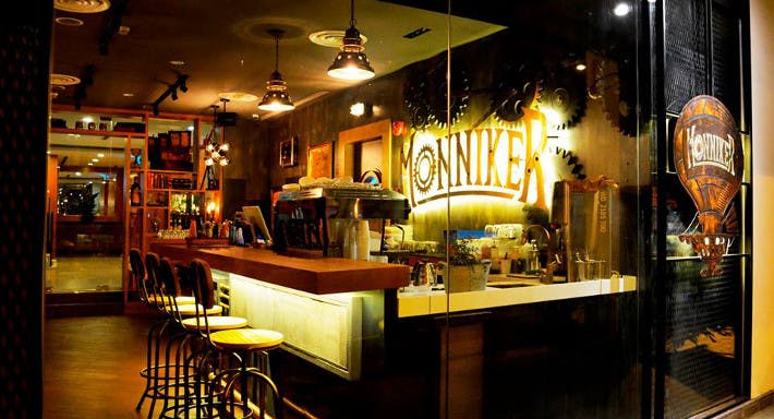 Restaurant Monniker in Singapore