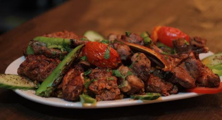 Restaurant Ember & Cork in Archway, London