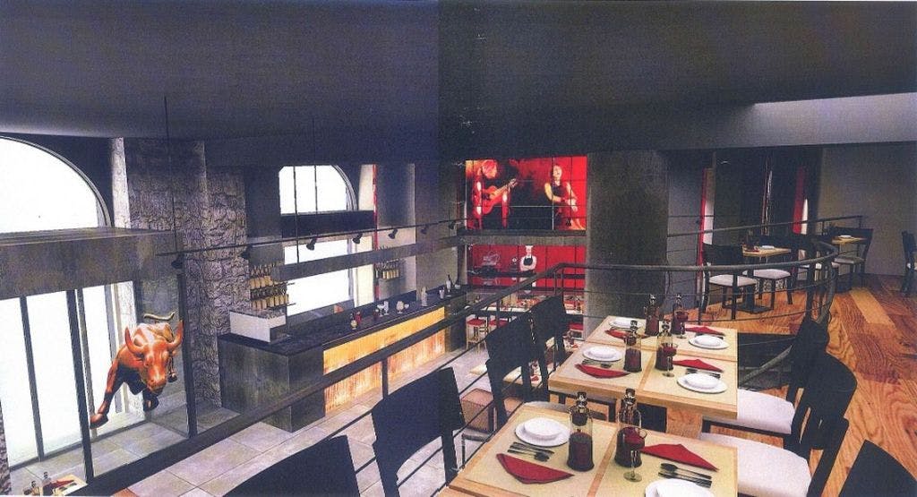 Photo of restaurant OX pub, grill and pizza in Lungolago, Como