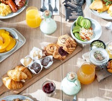 Restaurant Trader Cafe, Restaurant and Bar in Epping, Melbourne