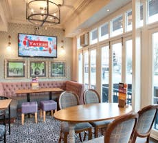 Restaurant Yates Southampton in ,