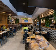 Restaurant Mama Lor - Melbourne in Werribee, Melbourne