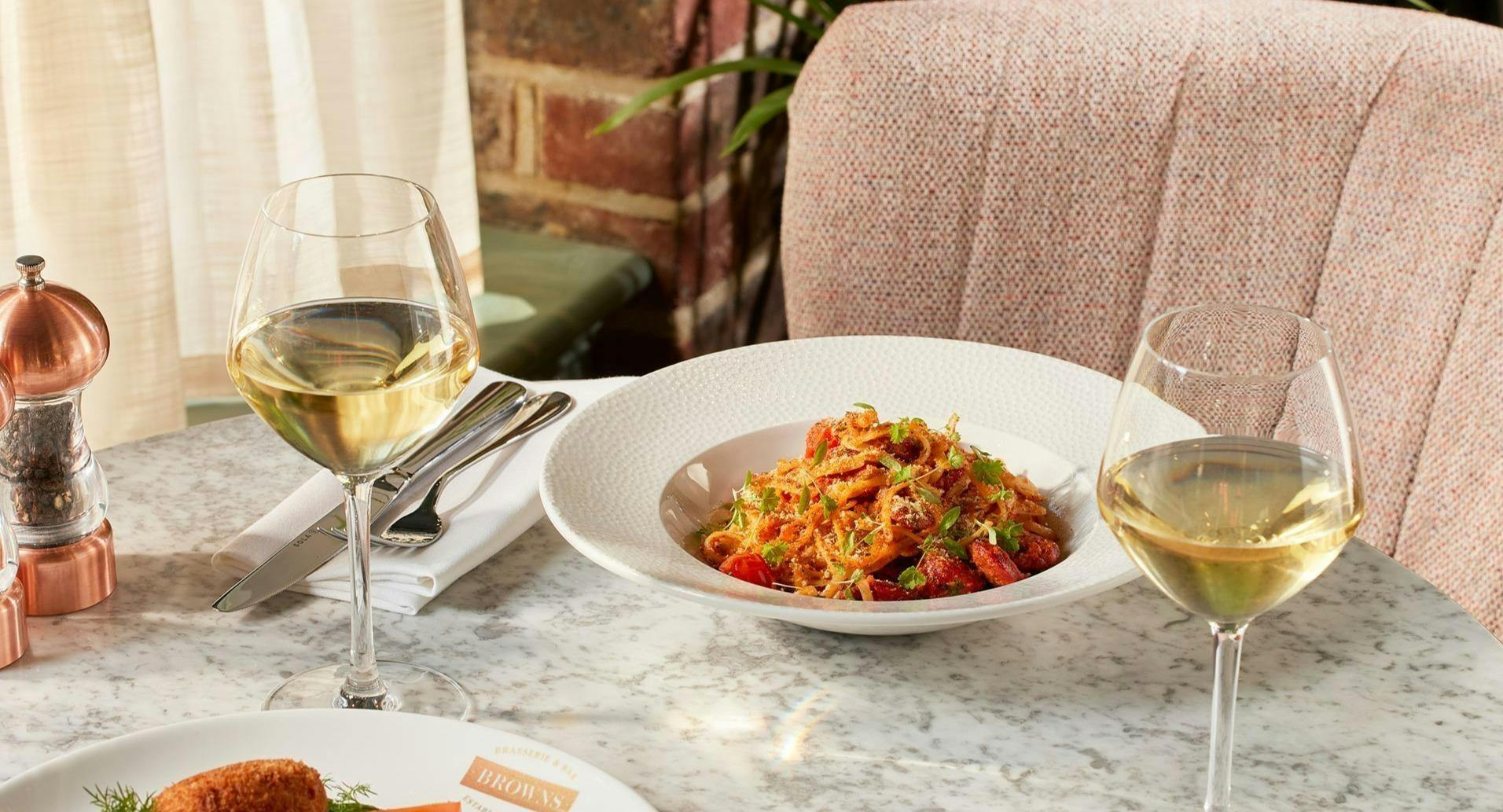 Photo of restaurant Browns Southgate in West Finchley, London - Photo 3