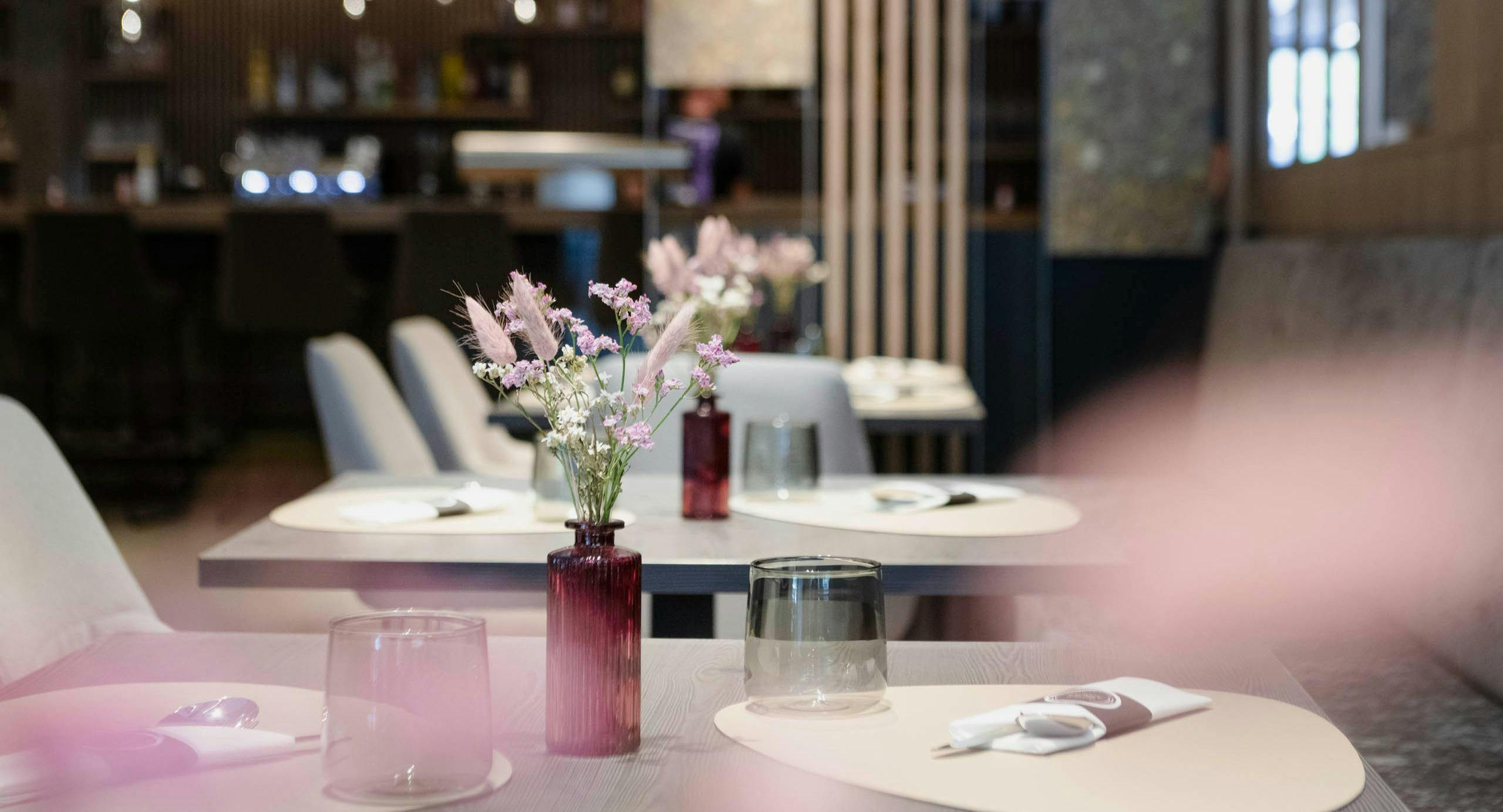 Restaurant ZWOELVA Restaurant & Bar in Zentrum, Neustift im Stubaital