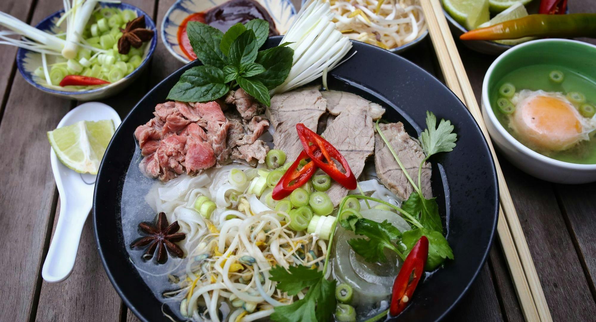 Image 2 of restaurant Viet Bowl