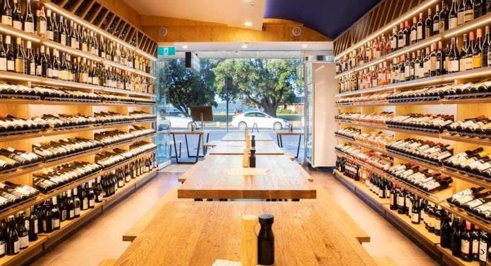 Restaurant The Oak Barrel in Mission Bay, Auckland