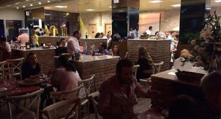 Karsıyaka, İzmir şehrindeki Filos Restaurant restoranının fotoğrafı