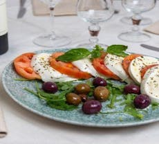 Ristorante La Lazzara Trattoria e Pizzeria a Porto, Napoli