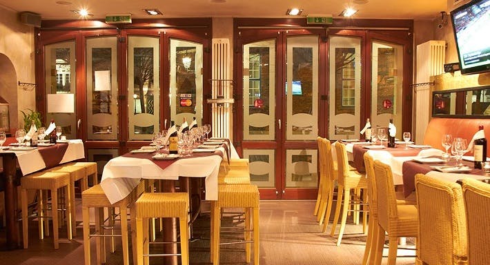 Image 1 of restaurant MaxBar - Oldtown Restaurant