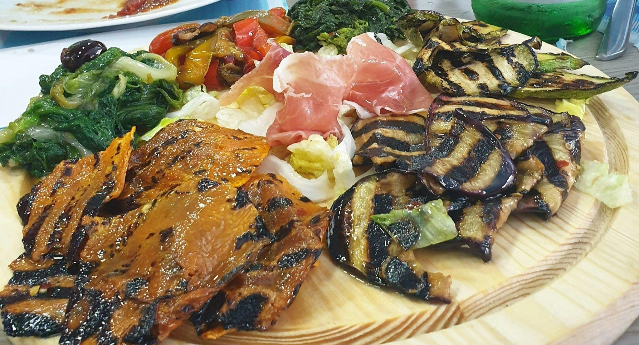 Photo of restaurant Pizzeria E Ristorante Lella in Fuorigrotta, Naples - Photo 2