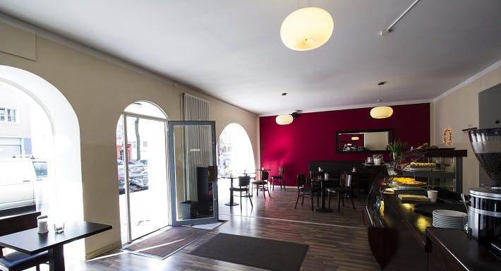 Image 1 of restaurant Café September