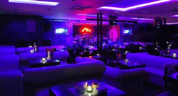 Beşiktaş, İstanbul şehrindeki The Mix Live Music restoranının fotoğrafı