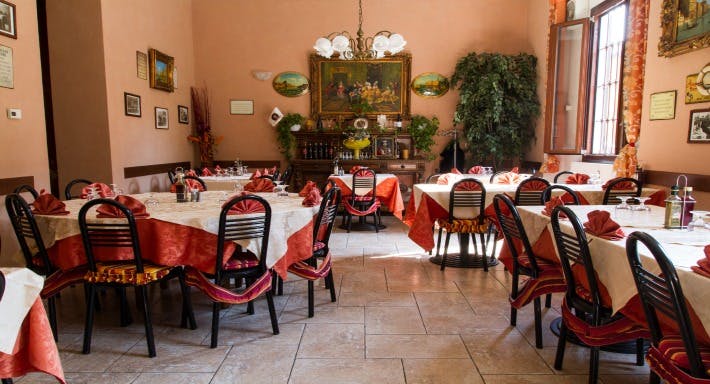 Image 1 of restaurant New Paradise