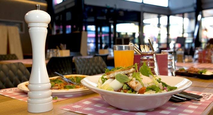 Photo of restaurant Spasso Pizzeria in Alppiharju, Helsinki - Photo 3