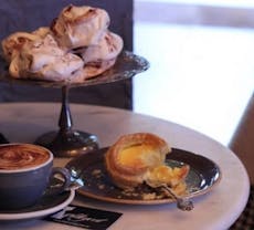 Restaurant Alleycat Cafe in Canterbury, Melbourne