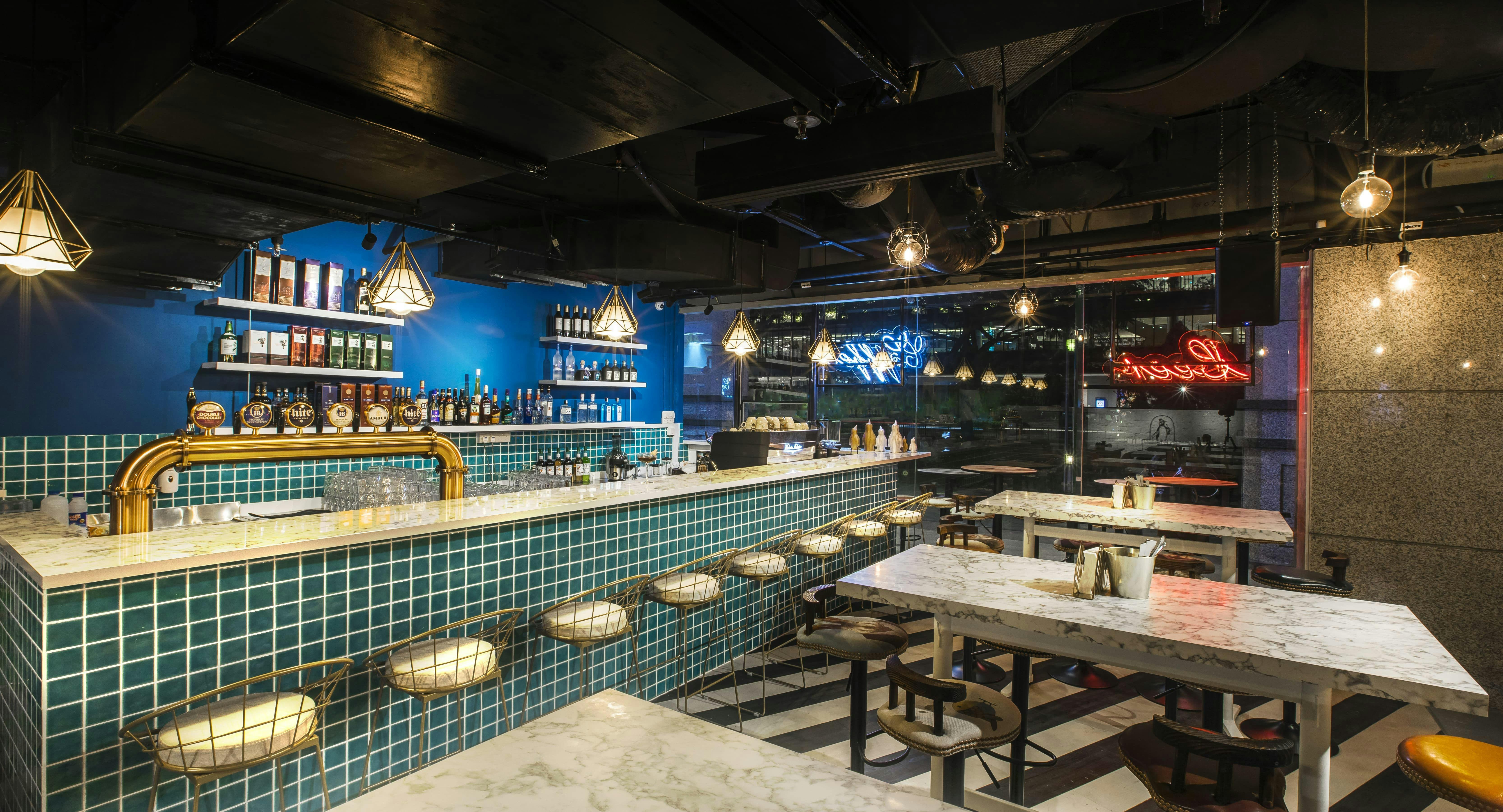 Image 2 of restaurant Tipsy Penguin