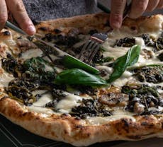 Restaurant Nonnina - Trattoria & Pizzeria in Giugliano in Campania, Naples