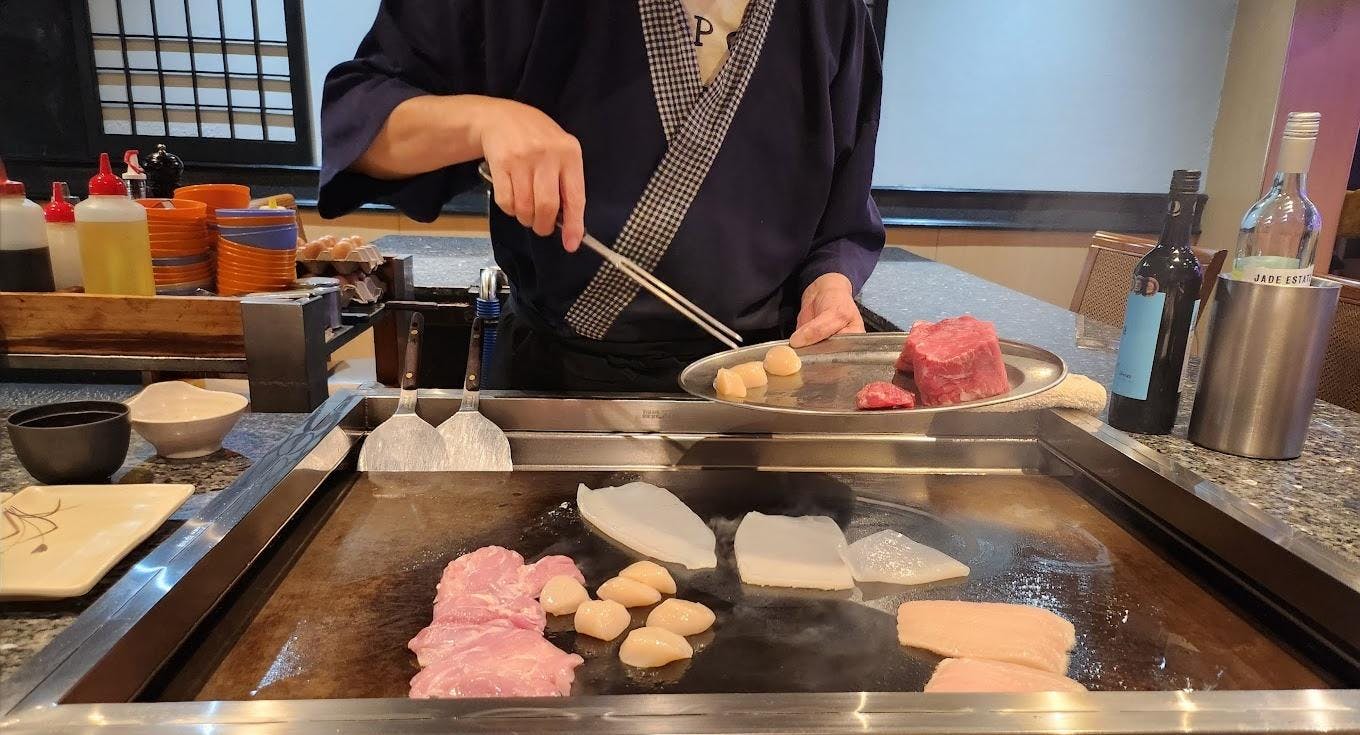 Restaurant Asahi Teppanyaki in Beverly Hills, Sydney