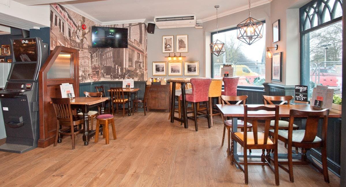 Photo of restaurant The Famous Cock Tavern in Highbury East, London