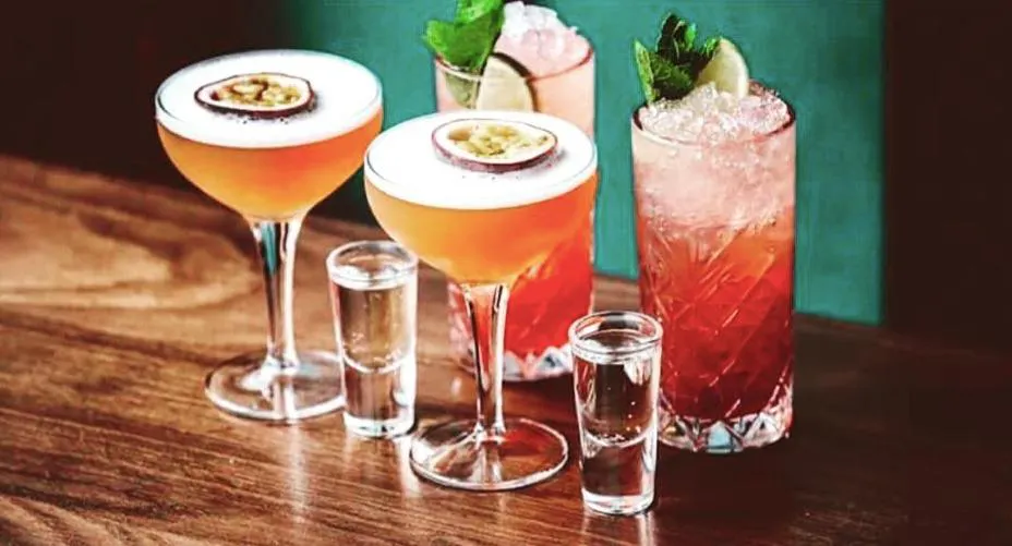 Photo of restaurant Isla's Bar & Restaurant in Westcliff-on-Sea, Southend-on-Sea - Photo 4