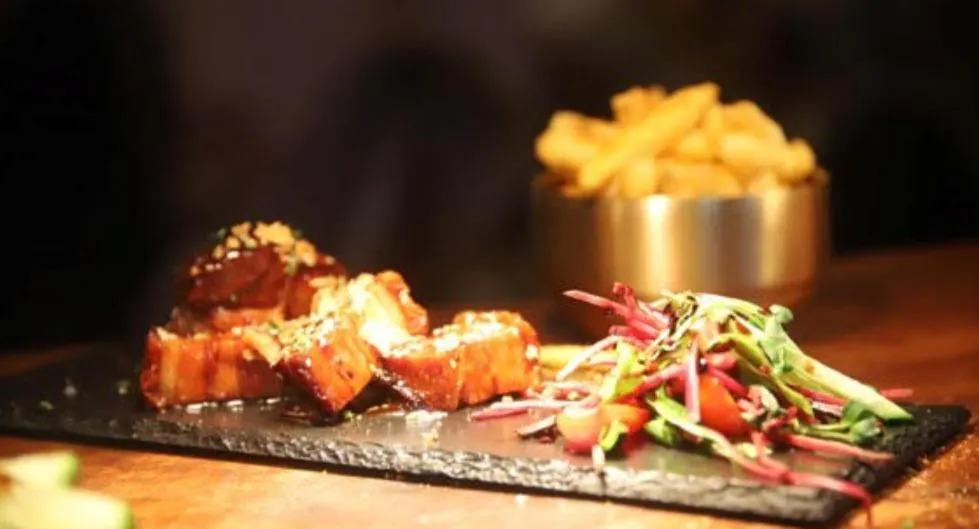 Photo of restaurant Isla's Bar & Restaurant in Westcliff-on-Sea, Southend-on-Sea - Photo 3