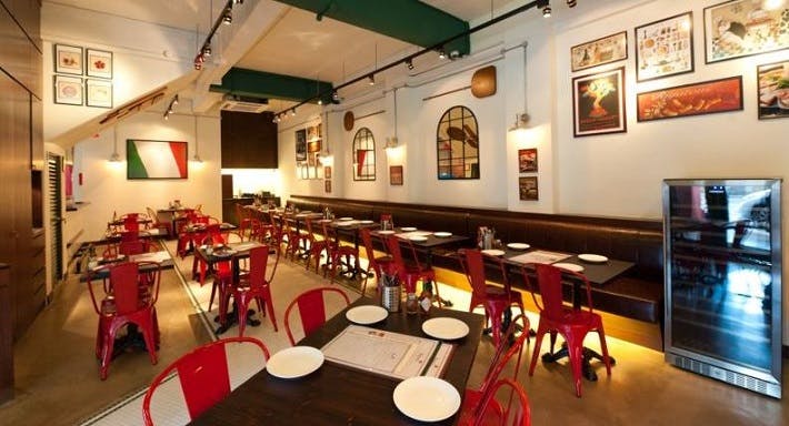 Photo of restaurant Peperoni Pizzeria - Zion Road in River Valley, 新加坡