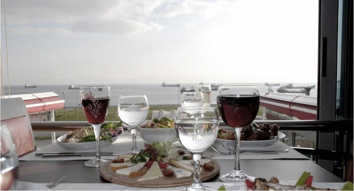 Kartal, İstanbul şehrindeki Emex Otel Teras Restaurant restoranının fotoğrafı