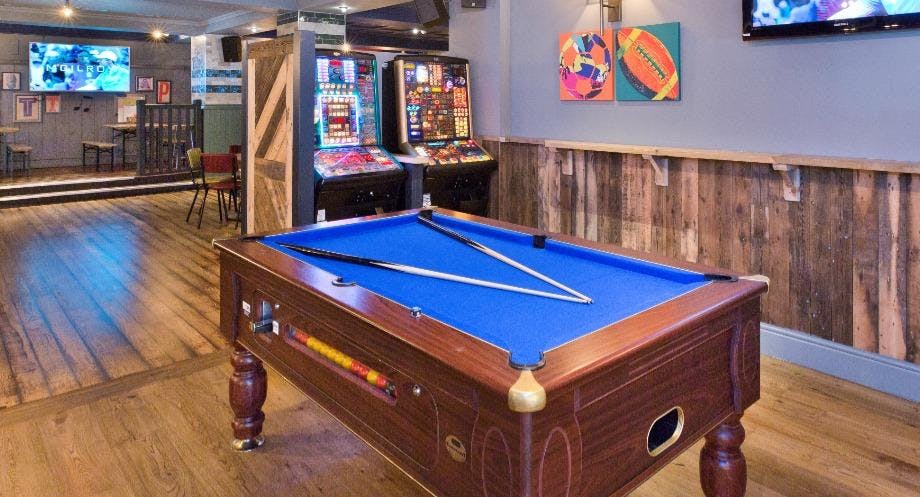 Restaurant The Birkett Tap in City Centre, Bristol