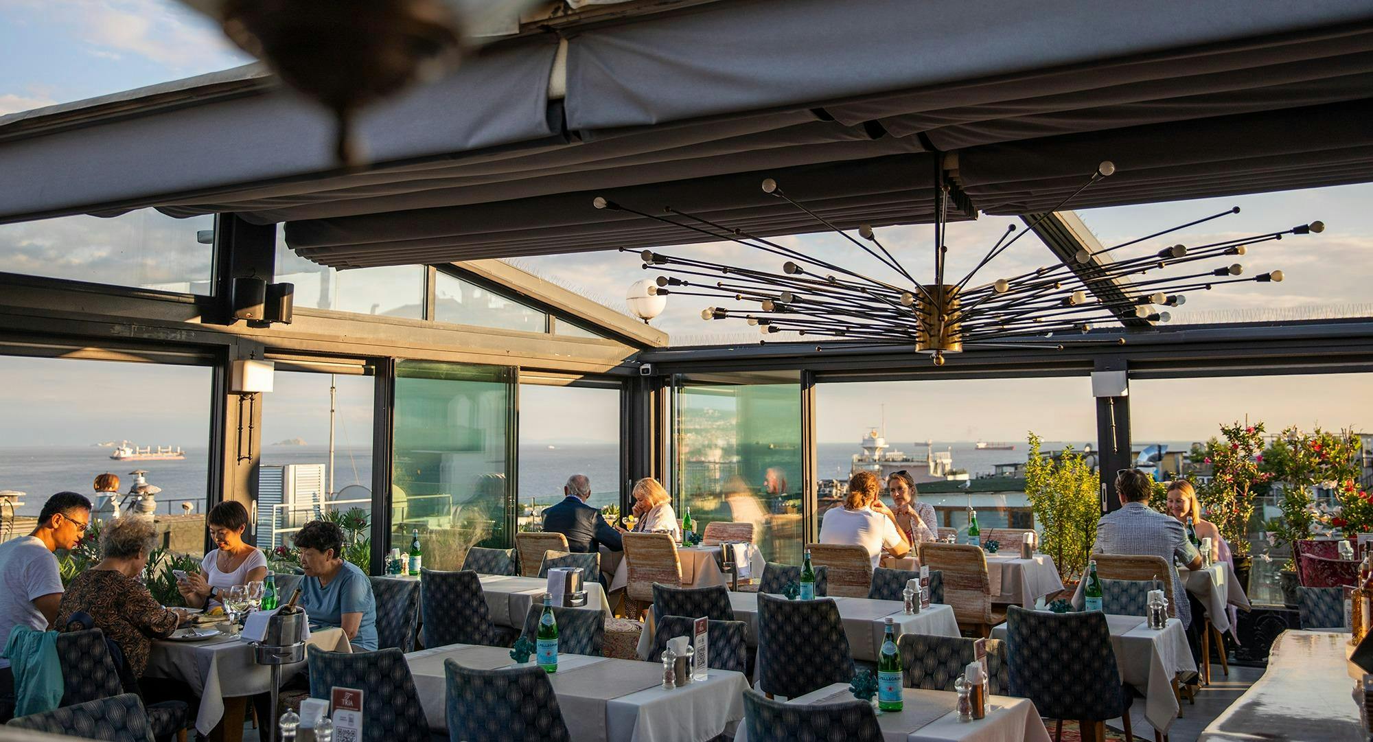 Sultanahmet, İstanbul şehrindeki Tria Terrace Restaurant restoranının fotoğrafı - Photo 4