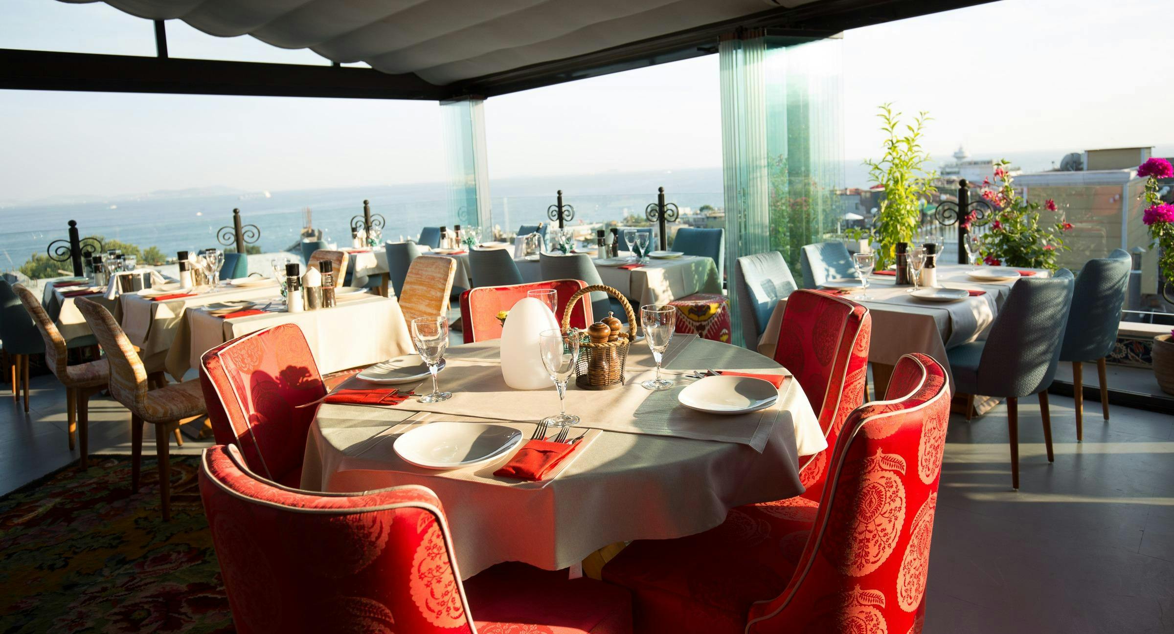 Sultanahmet, İstanbul şehrindeki Tria Terrace Restaurant restoranının fotoğrafı - Photo 9