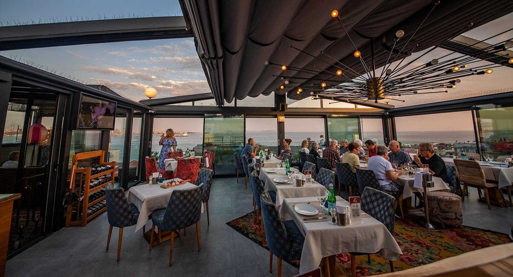 Sultanahmet, İstanbul şehrindeki Tria Terrace Restaurant restoranının fotoğrafı - Photo 11
