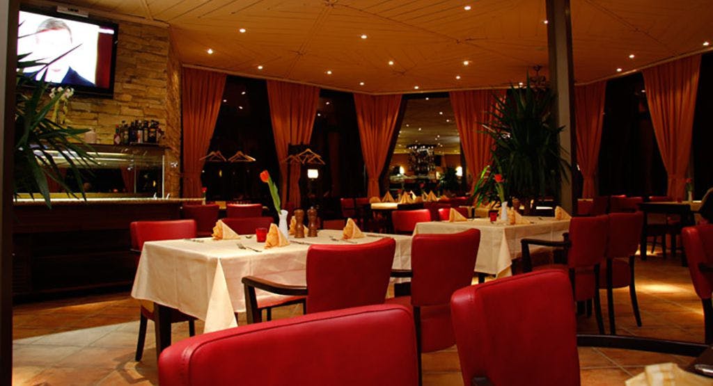 Photo of restaurant Café-Restaurant "Graf" in Hüttenheim, Duisburg