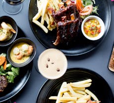 Restaurant Greyhounds Entertainment in Springvale, Melbourne