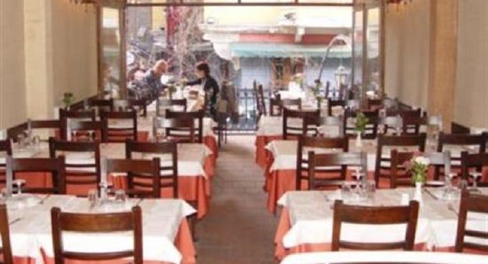 Beyoğlu, İstanbul şehrindeki Kadir'in Meyhanesi restoranının fotoğrafı