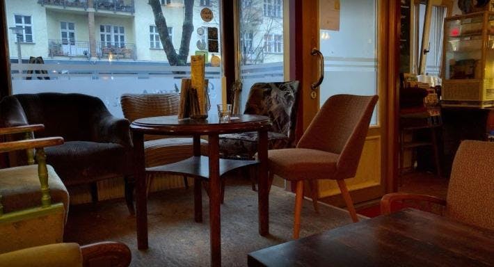 Image 1 of restaurant Beakers