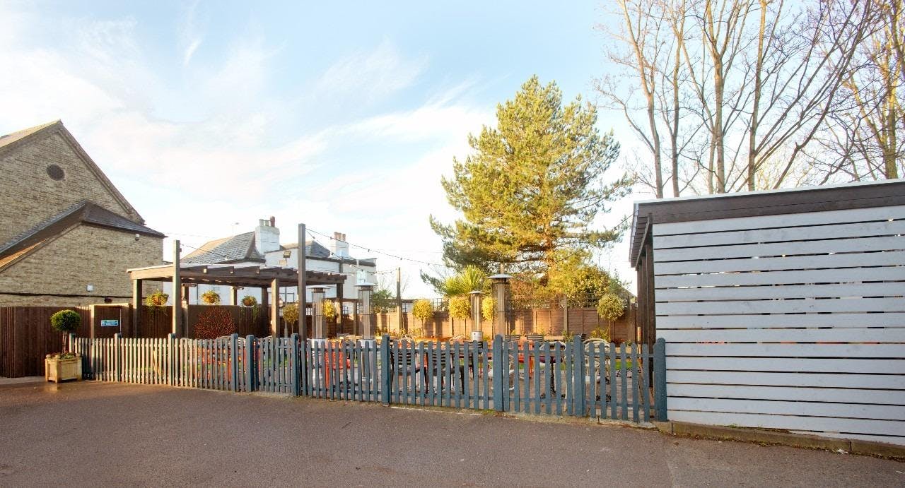 Restaurant Kings Head Chingford in Walthamstow, London