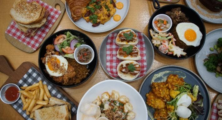 Restaurant Chichi House Cafe in Hughesdale, Melbourne