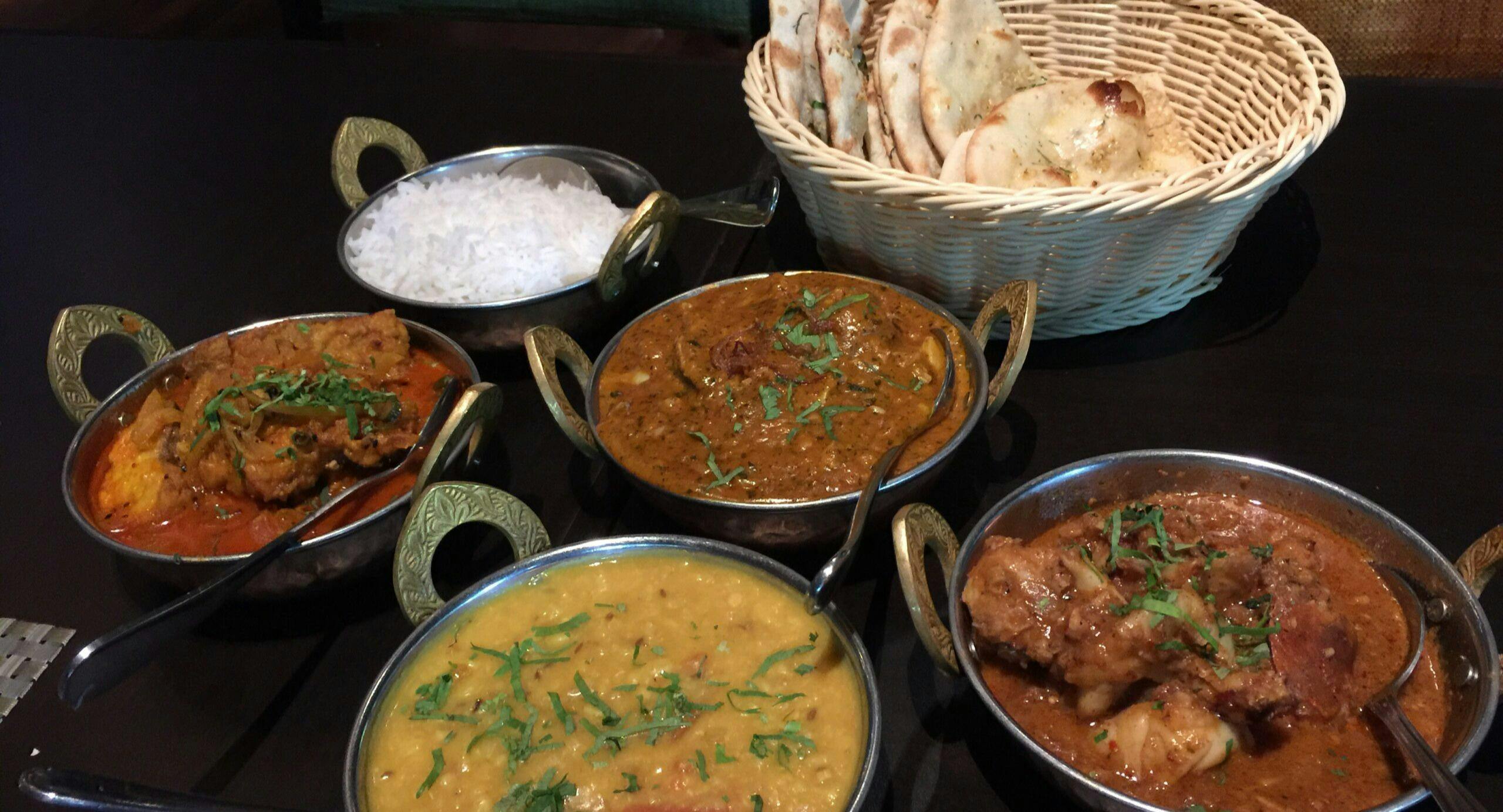 Restaurant The Grand Castle Indian Restaurant and Banquet in Wembley, Perth